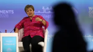 La cheffe du FMI déclare que l'économie mondiale est à nouveau "mise à l'épreuve".