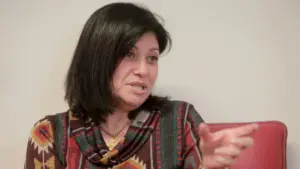 La Cour des comptes défend le visa préalable pour les contrats supérieurs à 5 millions.