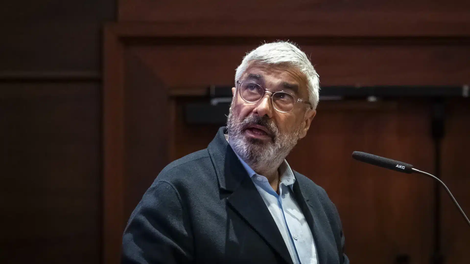 La DGArtes reconnaît le harcèlement au travail dans les arts et demande une action politique.