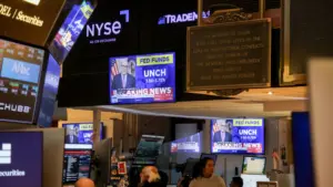 La Réserve fédérale des États-Unis maintient les taux d'intérêt entre 3,5 % et 3,75 %.