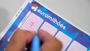 La semaine se termine avec un nouveau millionnaire de l'EuroMillions ? Voici la combinaison gagnante ordonnée.