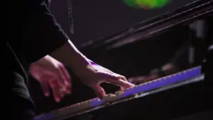 Lara Dâmaso, Nídia, Dj Firmeza et Helviofox à la Biennale de Venise de Musique