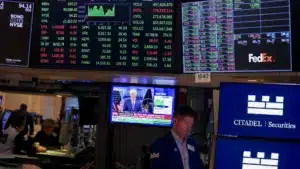 Le conflit entraîne des chutes boursières et le prix du pétrole et du gaz s'envole.