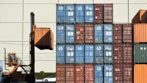 Le déficit commercial de la zone euro s'élève à 1,9 milliard en janvier.