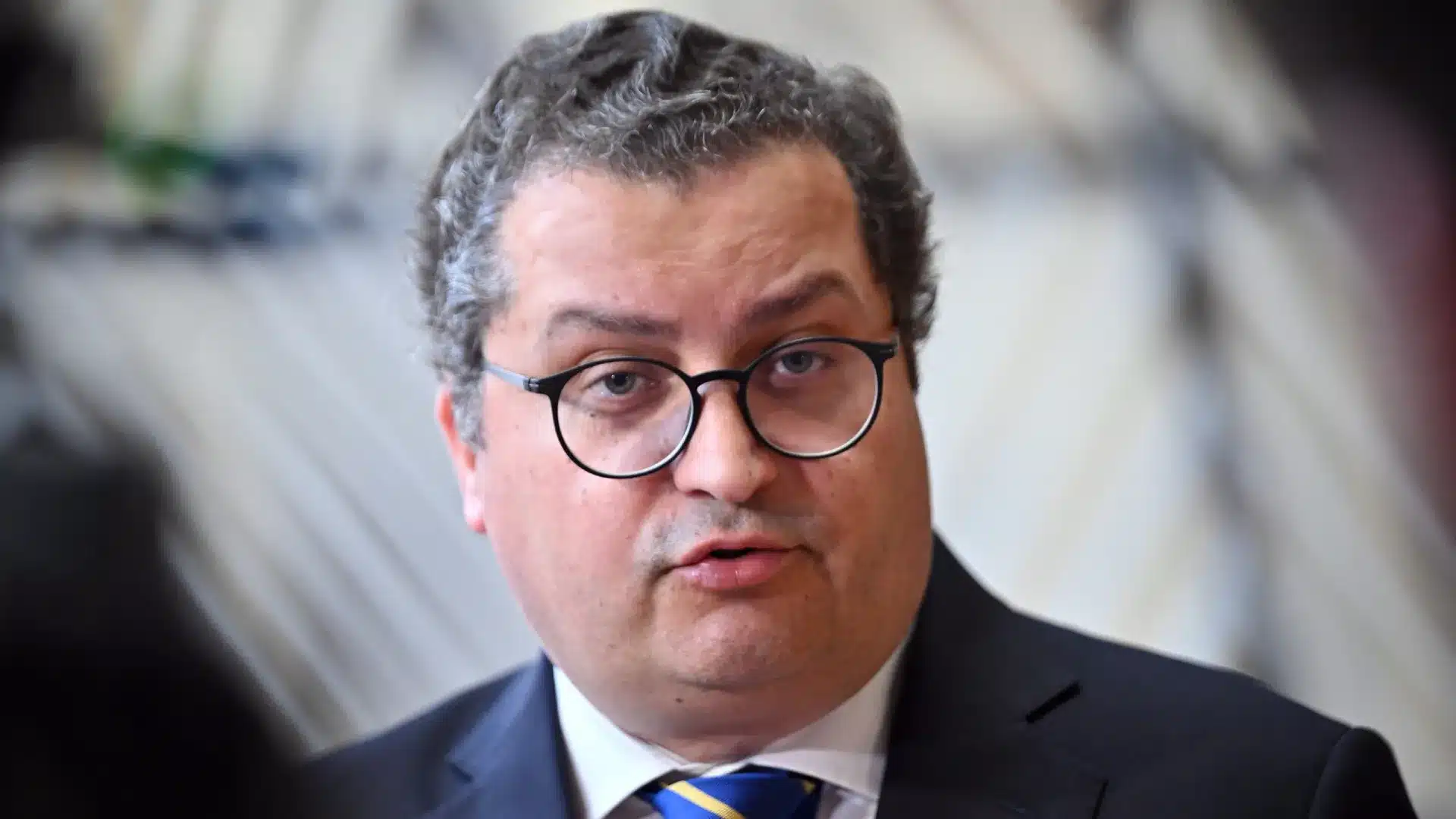 Le gouvernement dit que le nouveau régime de subvention de la mobilité "est meilleur".