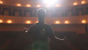 Le harcèlement dans les arts est réel. "Perception" a gagné en crédibilité et appelle à l'action.