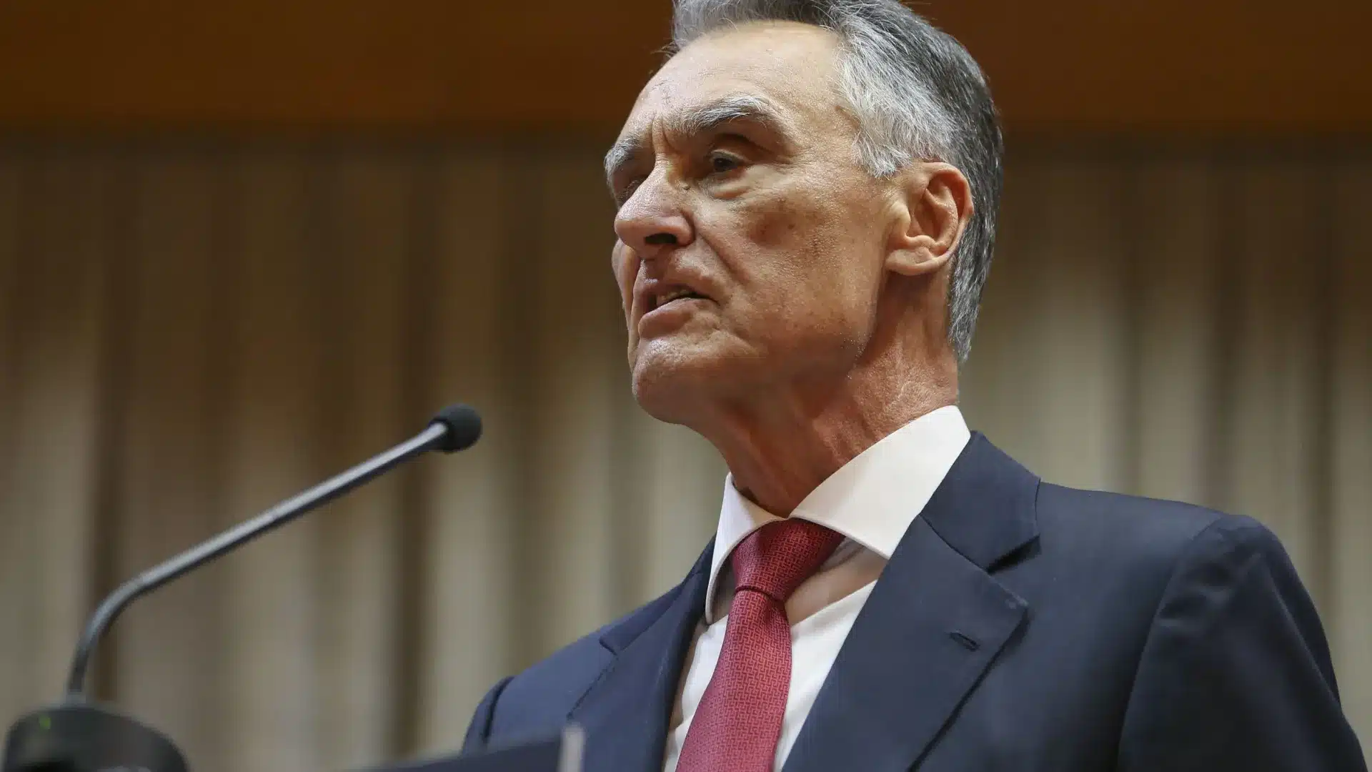 Le Monténégro souligne "un hommage juste" à Cavaco Silva avec distinction de l'UE.