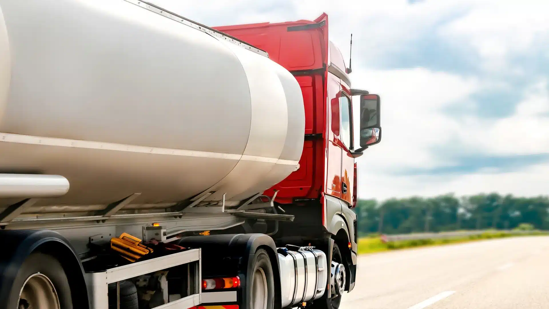 Le pétrole américain augmente de plus de 6 % et dépasse 79 dollars.