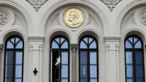 Le Portugais au Comité Nobel "très content" de la reconnaissance.