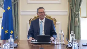 Le Président de la République reçoit aujourd'hui le PSD, le PS, l'IL et le Livre en audiences.