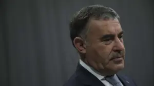 Le Secrétaire d'État des Communautés Portugaises commence une visite au Venezuela.