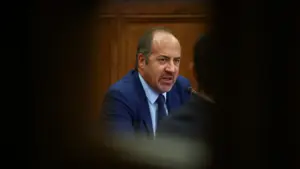 L'écriture de Lobo Antunes est unique. Dans la forme. Dans le rythme. Dans la créativité.