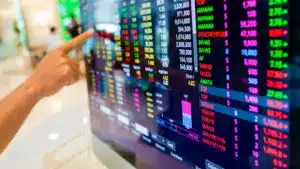 Les bourses européennes en hausse soutenues par le secteur technologique.