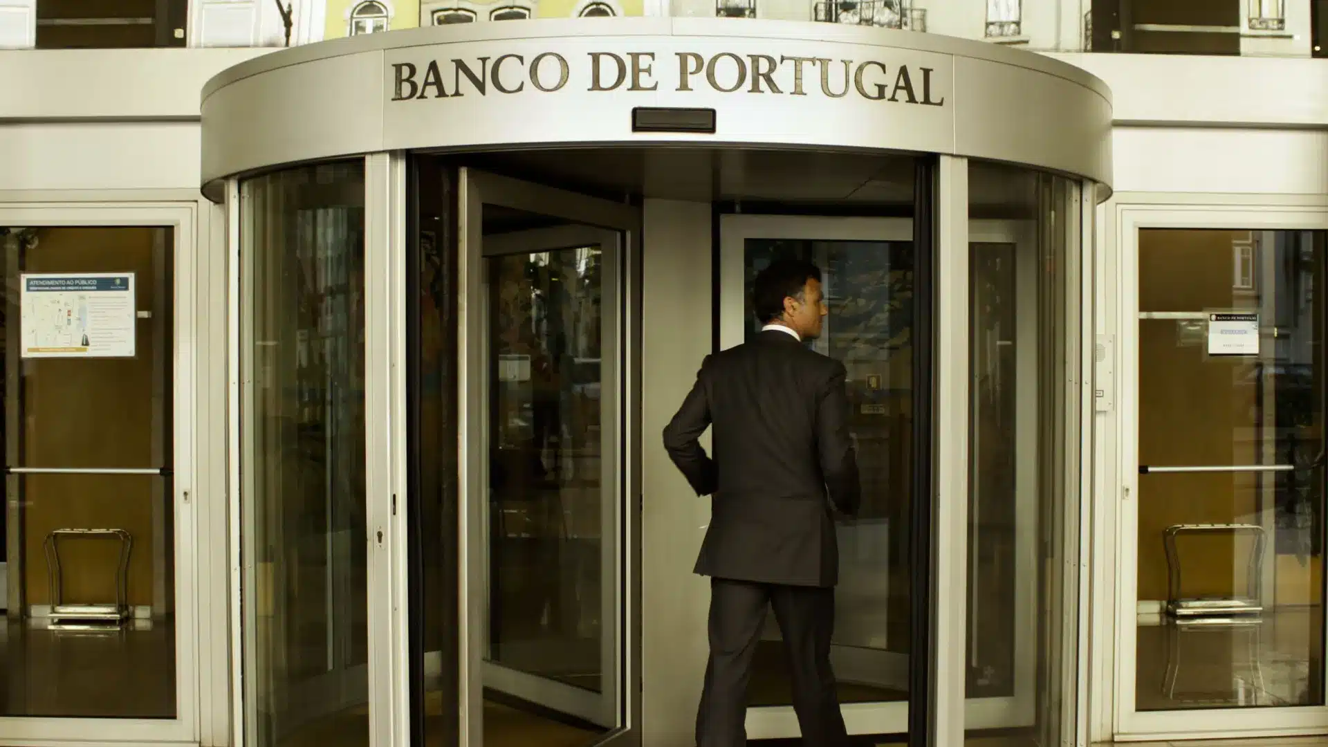 Les couples et les jeunes avec de moindres revenus recourent plus à la garantie publique.