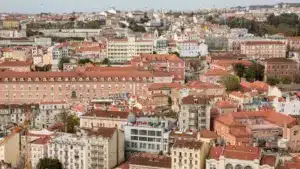 Les eurodéputés visitent Lisbonne pour analyser les réponses à la crise du logement.