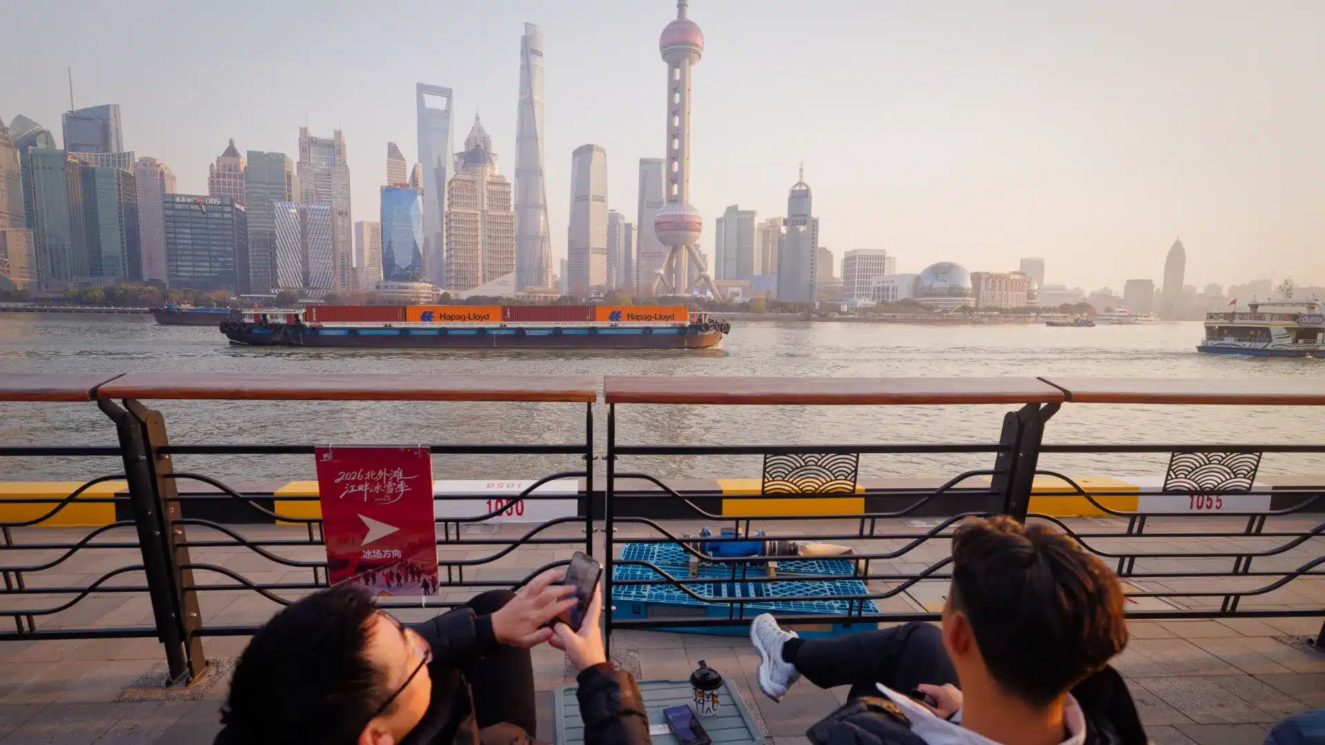 Les exportations de la Chine augmentent de près de 22 % en janvier et février.