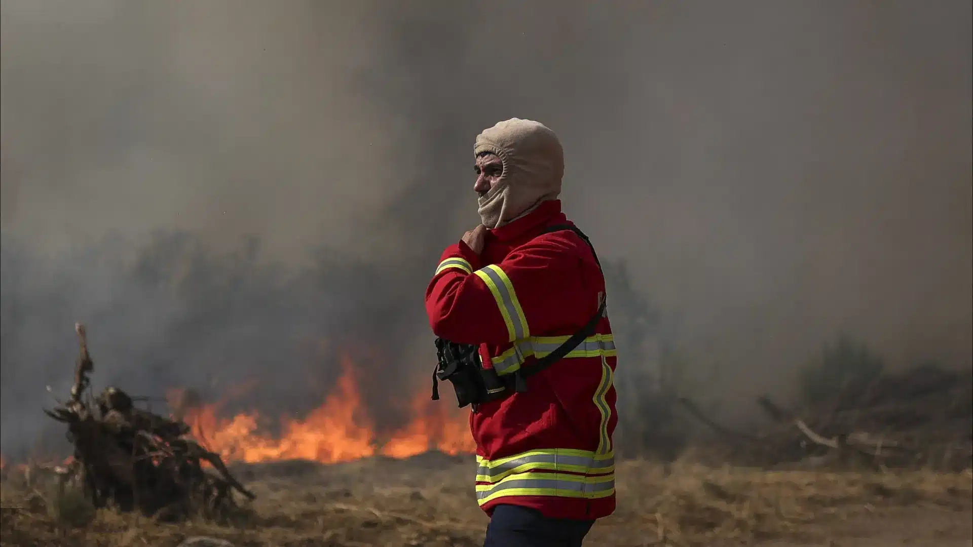 Les pompiers professionnels attendent une proposition de carrière pour le secteur d'ici avril.
