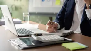 Les survivants de maladies graves pourraient attendre moins longtemps pour obtenir des assurances.