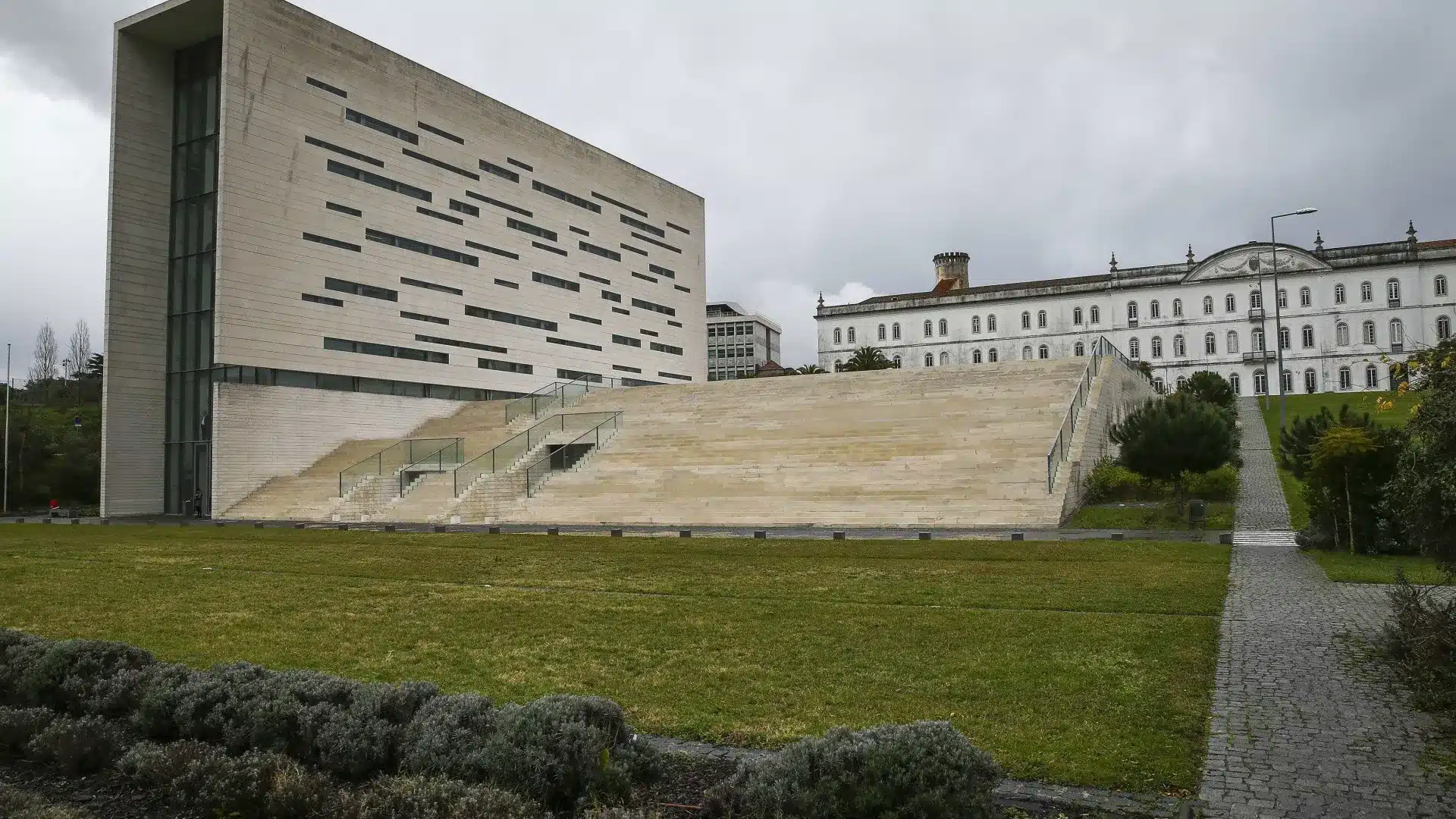 L'Université Nouvelle de Lisbonne répète le 24 avril l'élection du recteur.