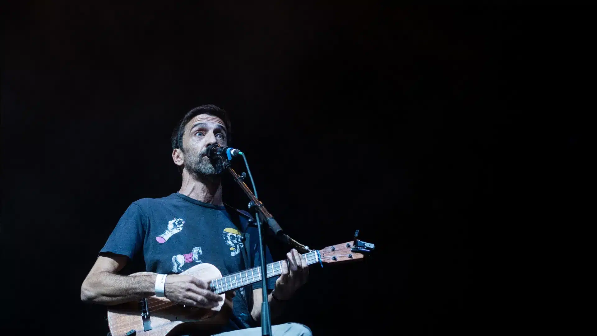 Manel Cruz ouvre la nouvelle programmation du Ponto C avec "concert intimiste"