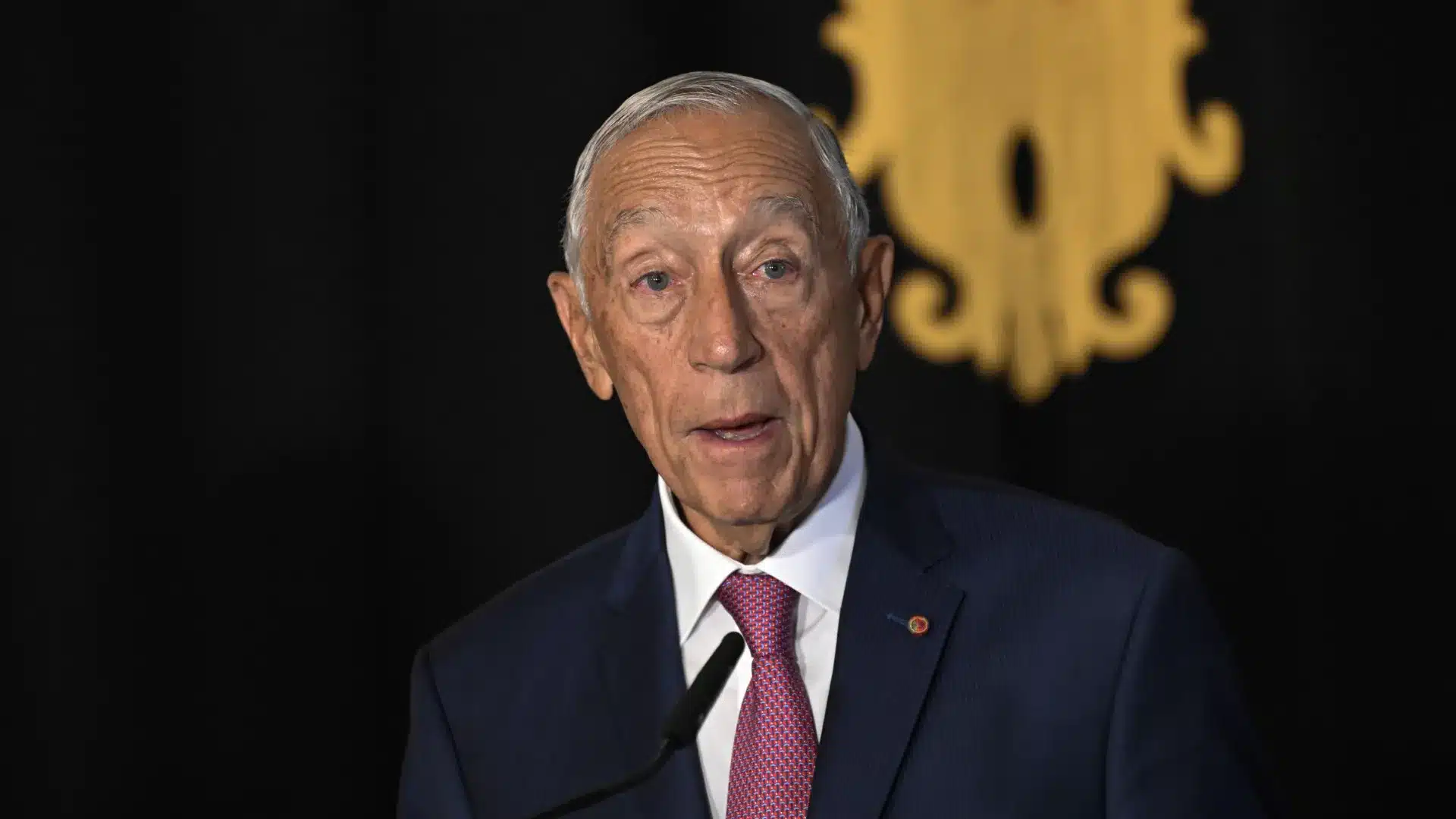 Marcelo déplore la mort de Morais Sarmento : "Toujours plus grand que les fonctions"