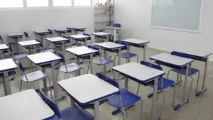 Ministre exonère un enseignant condamné pour abus à Famalicão. "Sanction juste"