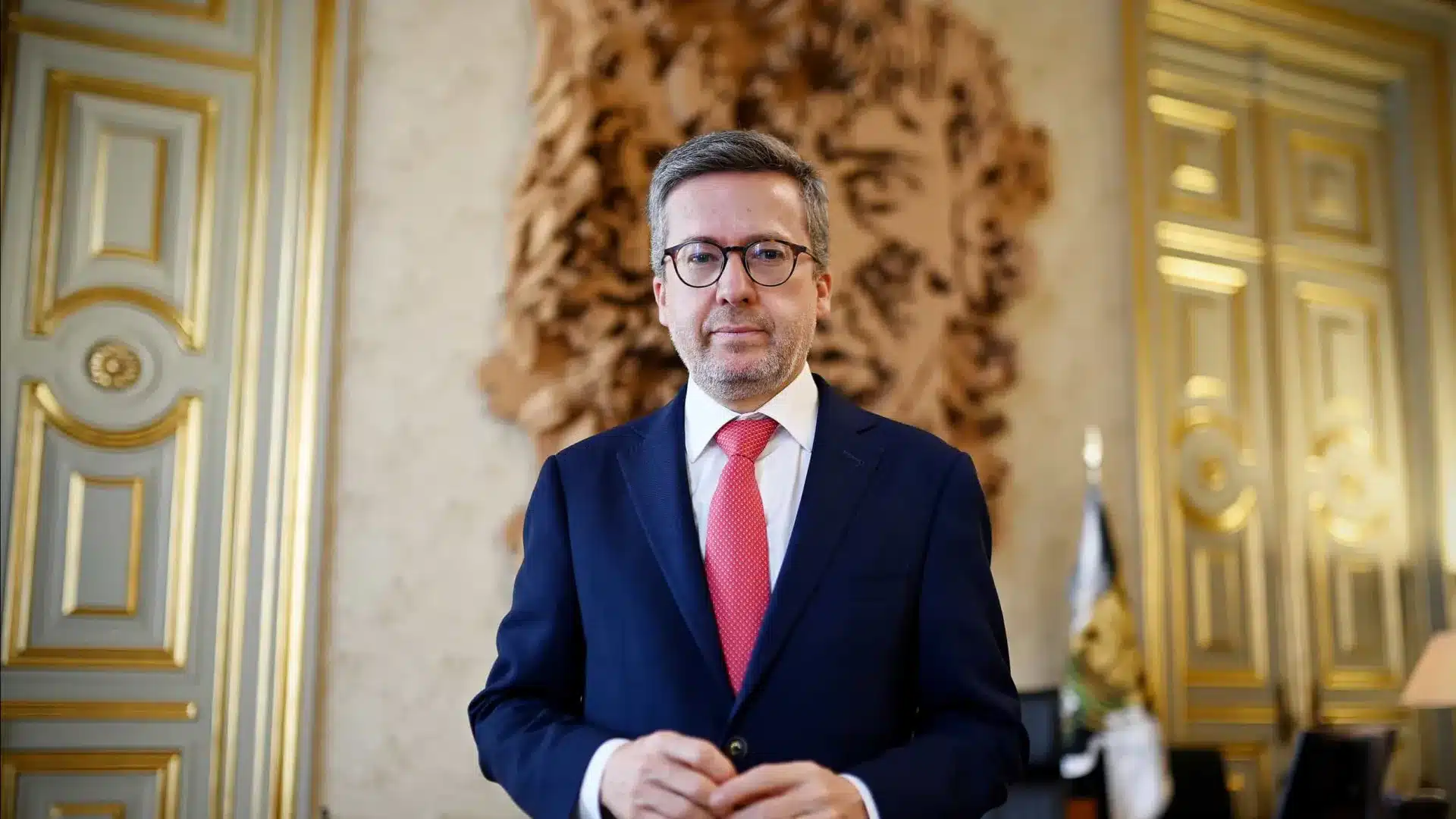 Moedas a-t-il embauché un chef pour le bureau ? "Ce service existe depuis près de 3 décennies"