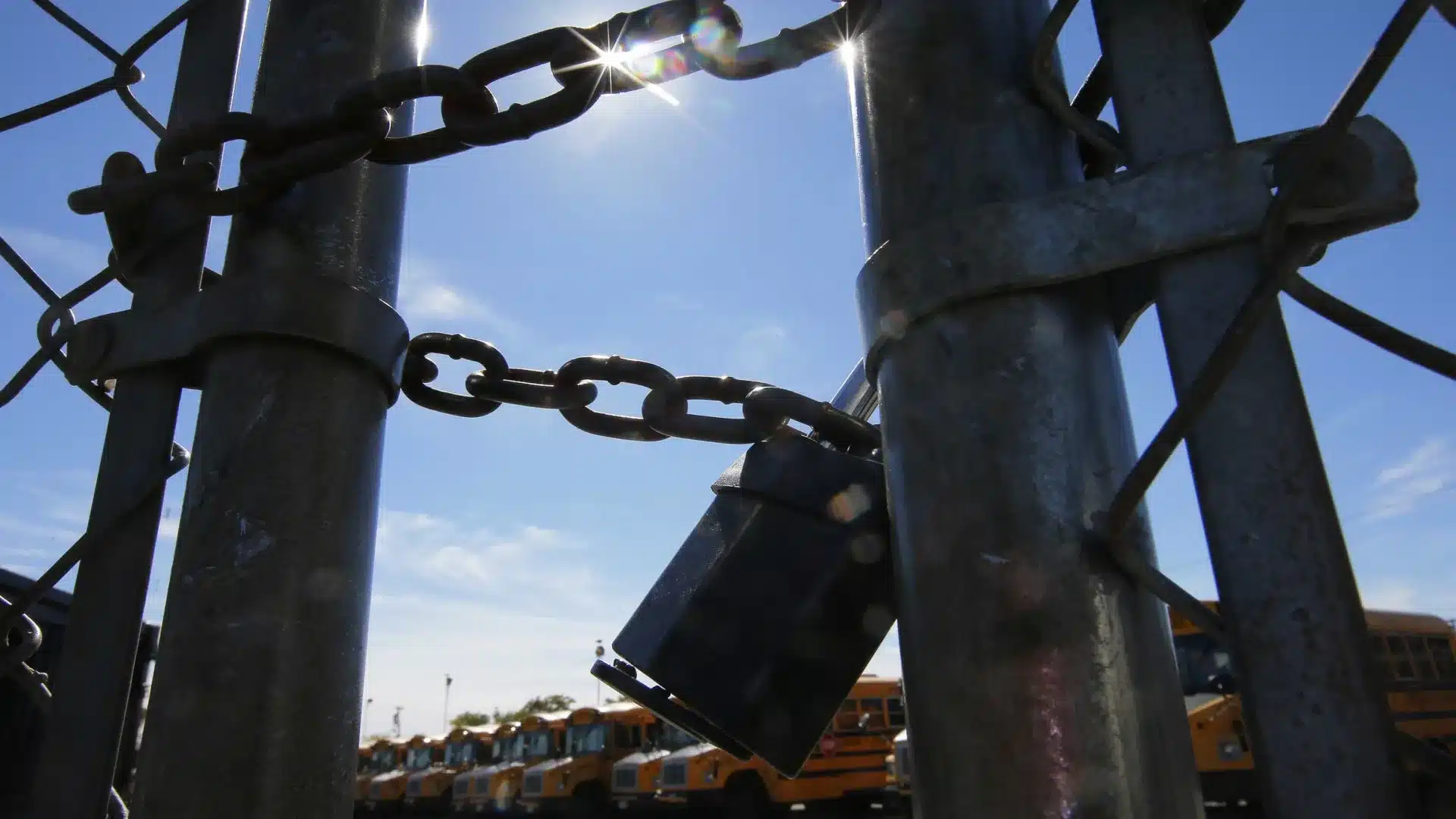 Plus d'une dizaine d'écoles dans la municipalité de Seixal fermées en raison de la protestation.