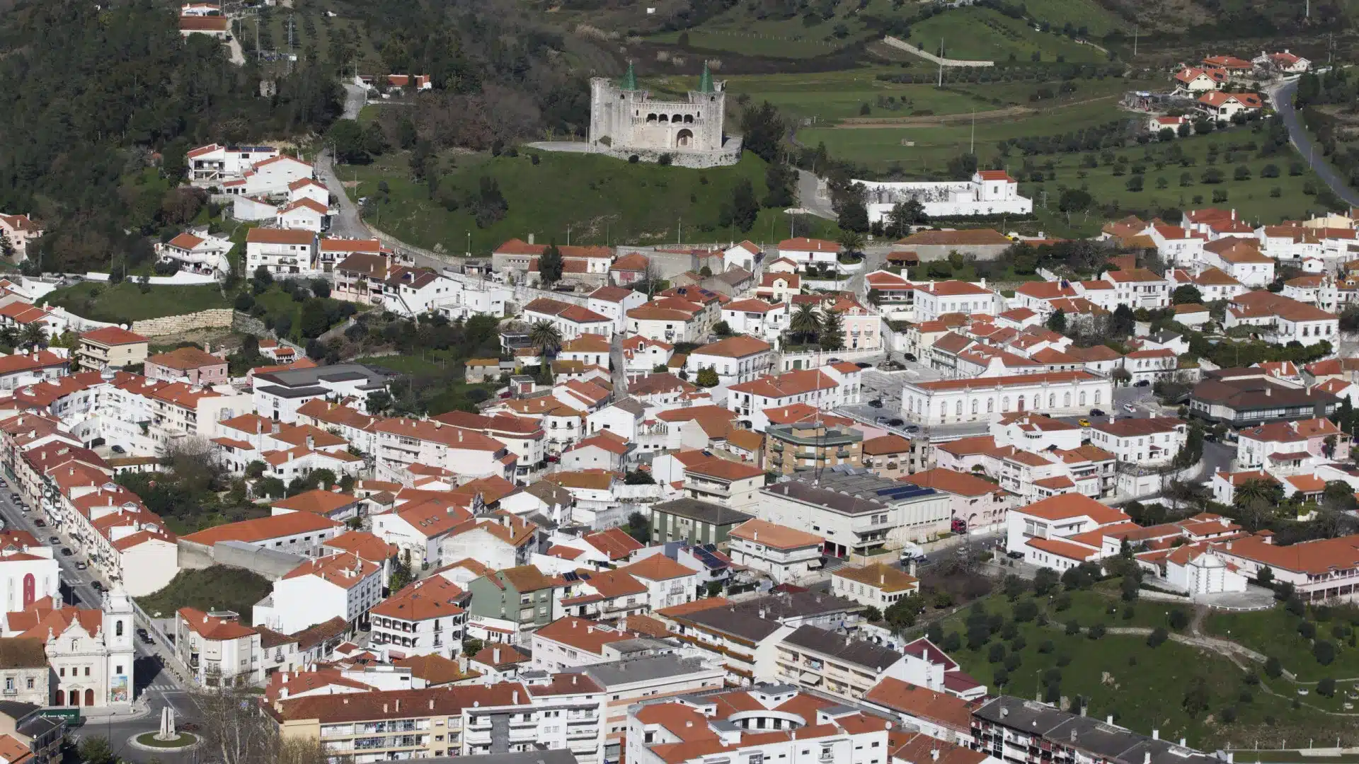 Porto de Mós avec des pertes de 12,8 millions d'euros en raison du mauvais temps.