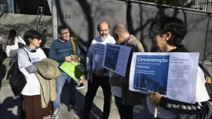 Professeurs de l'enseignement artistique dans la rue pour la fin de la précarité