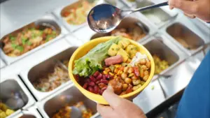 Repas chez les Salésiens ? Changer le régime dépend du Ministère de l'Éducation.