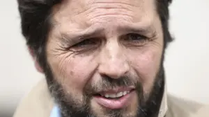 Représentant du Portugal à la Biennale contre la participation de la Russie et d'Israël