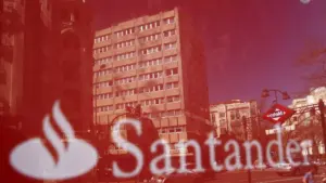 Santander a payé plus d'un million d'euros à 458 cadres en 2025.