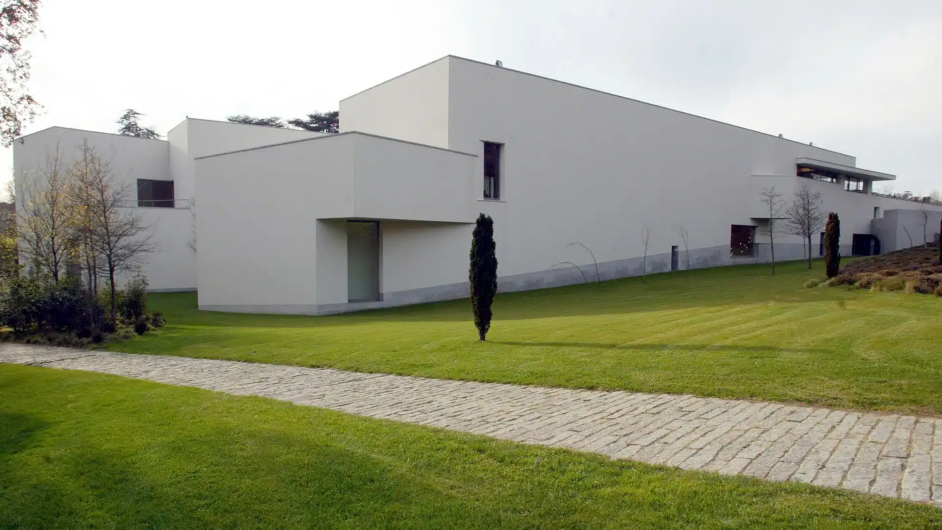 Serralves met en avant le musicien Stephen O'Malley avec une série de concerts.