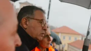 Sûr invité à présider les 50 ans d'autonomie des Açores