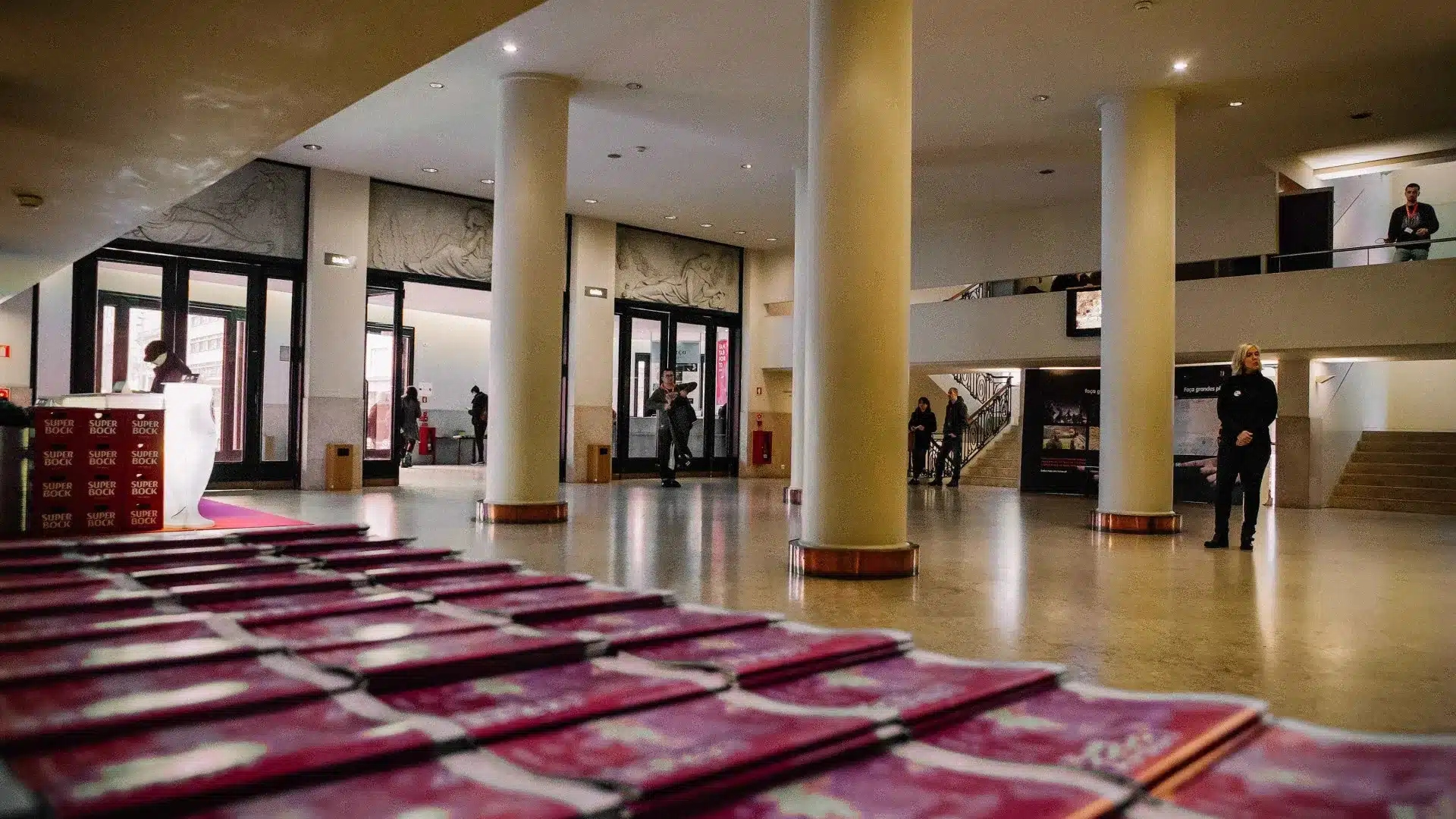 "The Dollmaker" remporte les prix du meilleur film et du meilleur acteur du Fantasporto.