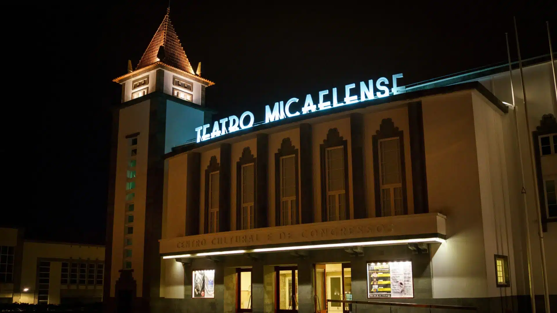 Trilogie temporelle à la genèse du spectacle des 75 ans du Teatro Micaelense
