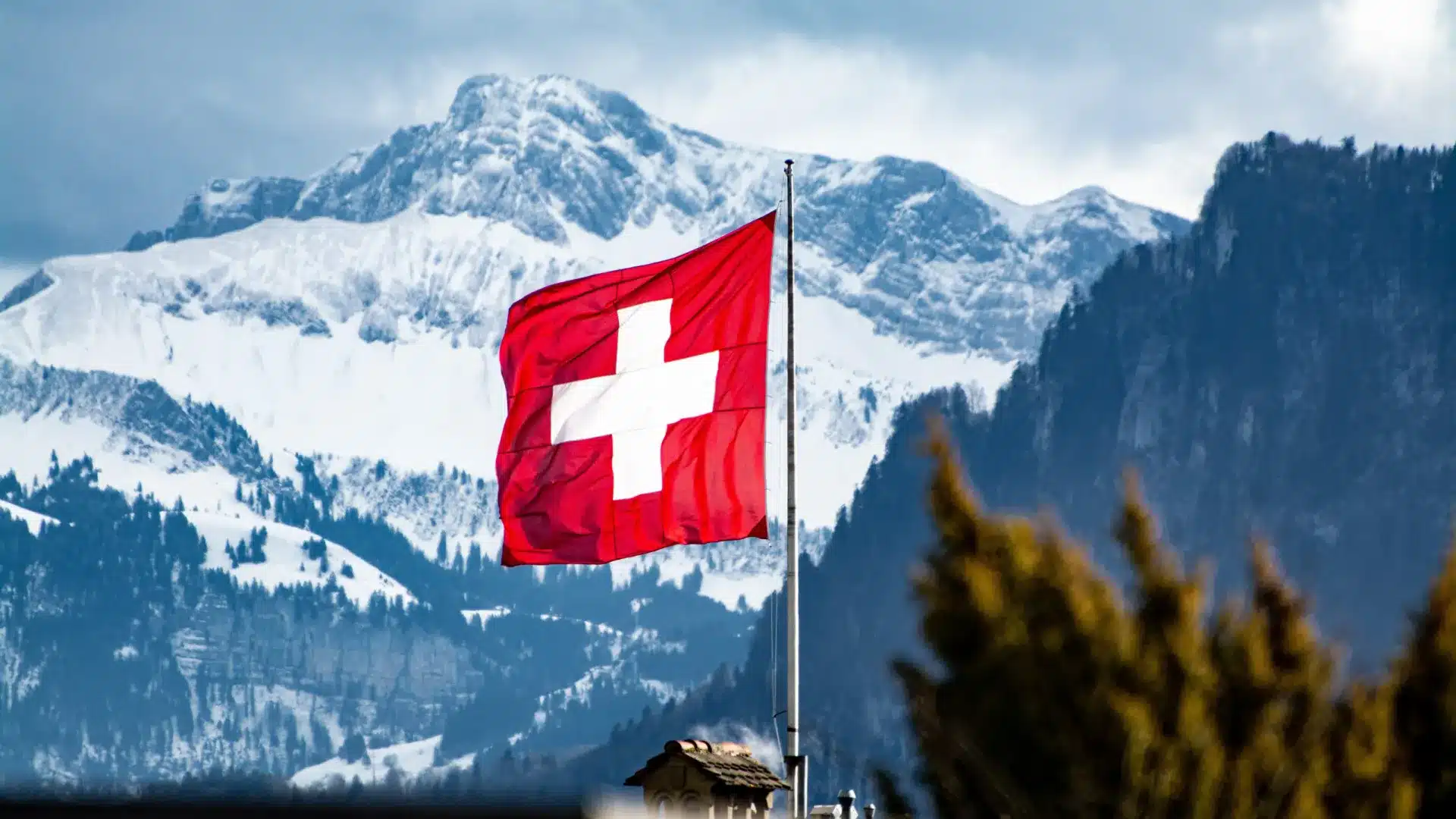 Un émigrant portugais meurt dans un accident de moto en Suisse.