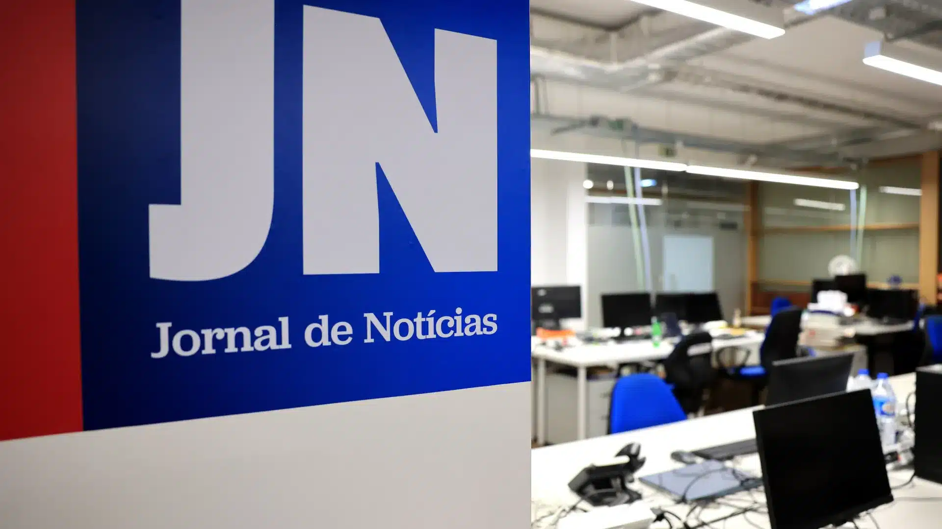 Verbos Imaculados détient désormais la totalité des participations de JN et TSF.