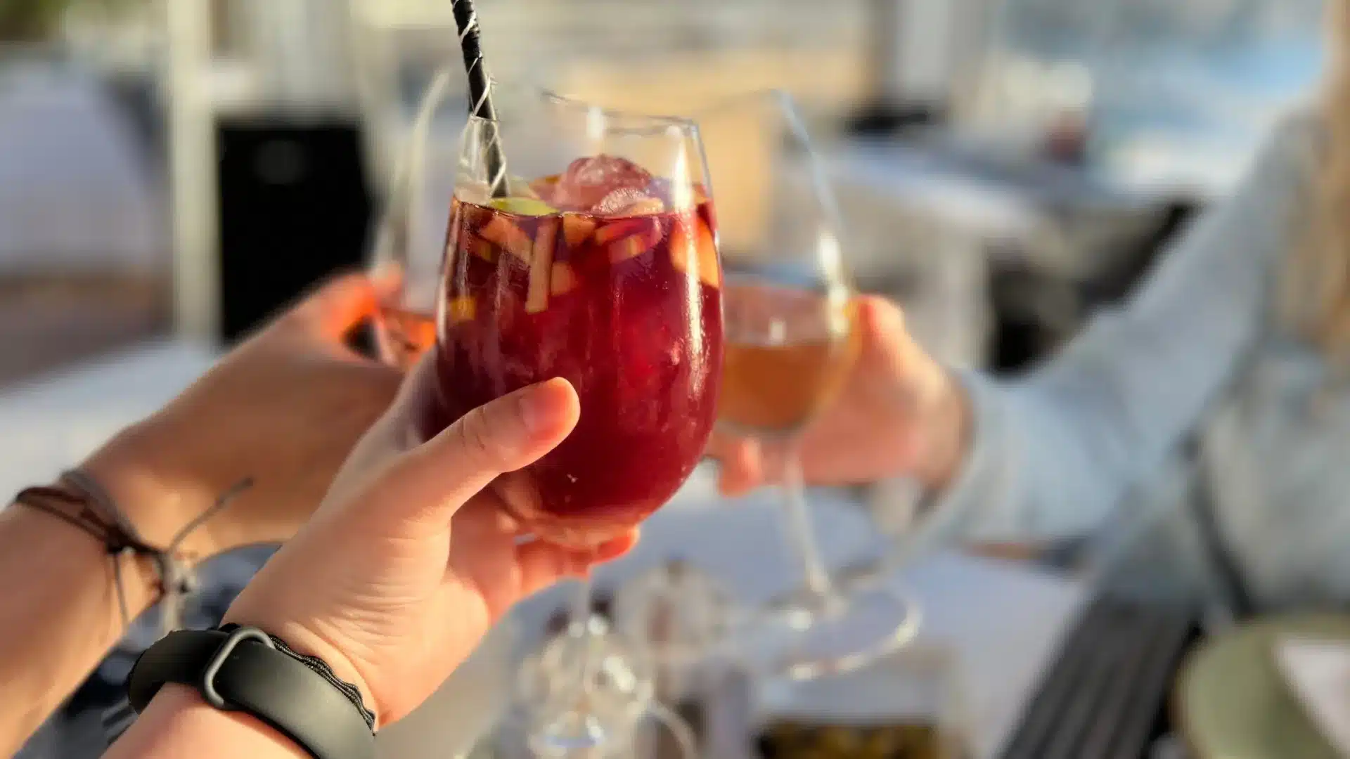 « Vin tranquille » : La sangria avec ces ingrédients n'est pas soumise à une taxe supplémentaire