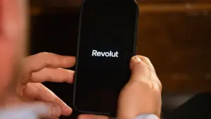 Vous avez un compte chez Revolut ? Nous expliquons ce que vous devez faire lors de la déclaration de l'IRS.