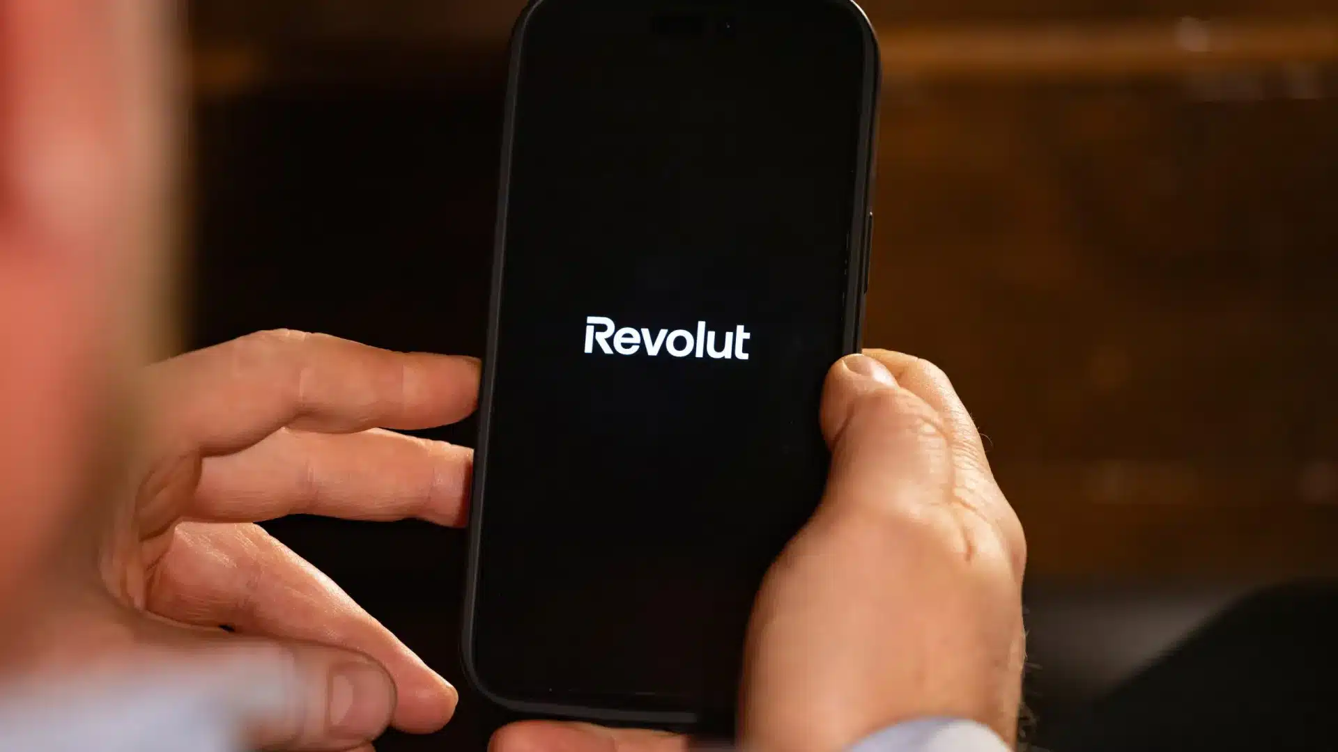 Vous avez un compte chez Revolut ? Nous expliquons ce que vous devez faire lors de la déclaration de l'IRS.