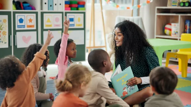 25 avril. 10 livres pour célébrer la Journée de la Liberté avec les plus jeunes.