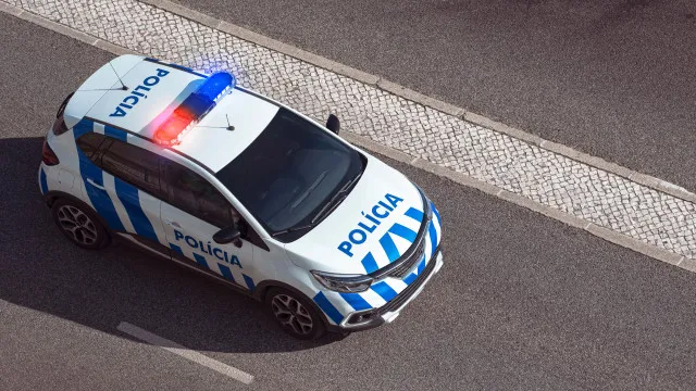 A tenté de fuir la PSP après avoir été surpris en train de conduire en état d'ivresse à Pombal.