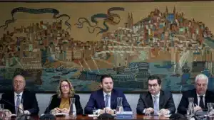 Accord en vue sur la loi du travail ? Vérifiez à quel "niveau" en est la négociation.