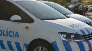 Agent immobilier arrêtée à Montijo après avoir menacé un notaire avec une arme