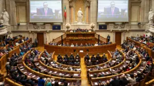 Aguiar-Branco refuse que l'incident avec les constituants enlève "l'éclat du jour".