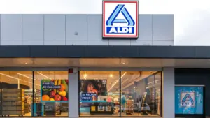ALDI transfère un travailleur-étudiant de Lisbonne à Porto (sans accord)
