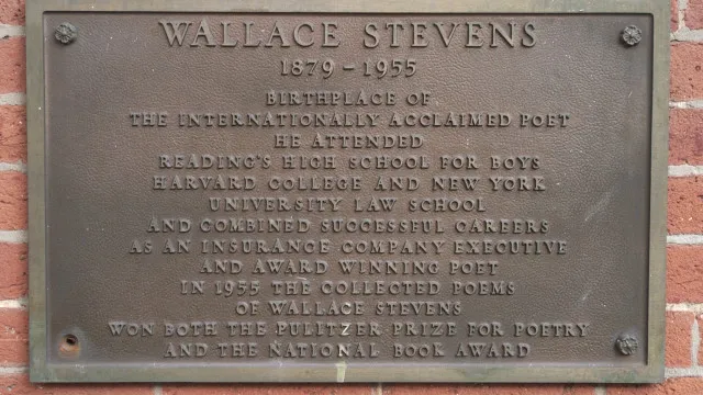 Aphorismes du poète Wallace Stevens publiés pour la première fois au Portugal