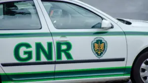 Arrêté par la PJ pour avoir tiré sur une discothèque à Santarém, il est militaire de la GNR.